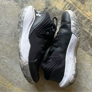 Boy Under Armour Sneakers